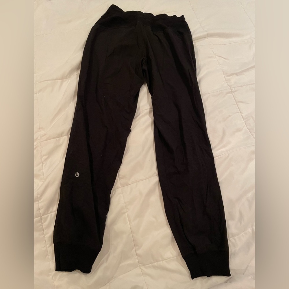 Lululemon joggers
